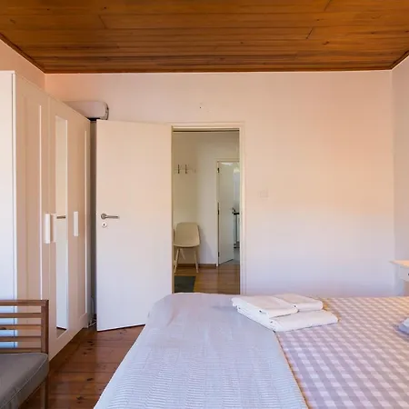 Apartment Down Chiado Easy Lisbon