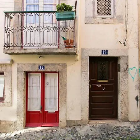 Down Chiado Easy Lisboa